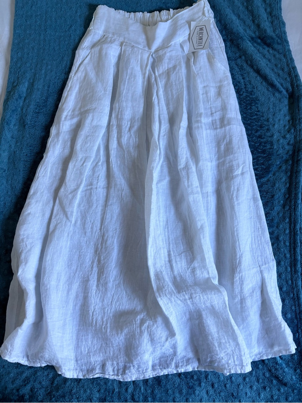 JS Millenium White Linen Maxi Skirt - Classic Summer Style - Picture 3 of 10